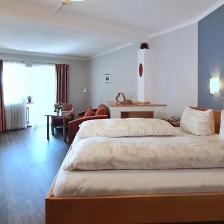 Erlkönig Gästeappartements-2